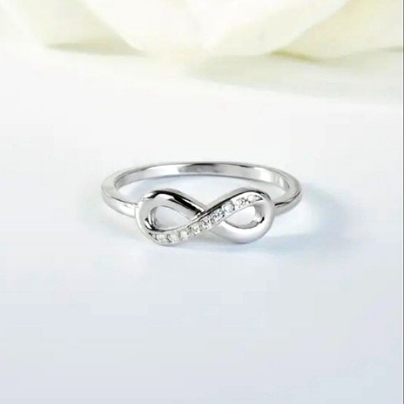 Solid Sterling Silver Eternity Knot Band - Picture 3 of 4